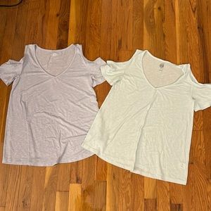 2 So Relaxed Tops - Two different colors